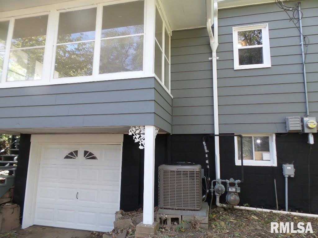 1404 North Logan Street Chillicothe, IL 61523 - Photo 9 of 47