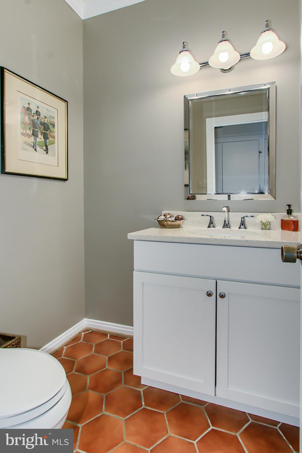 7600 Potomac Fall Road McLean, VA 22102 - Photo 11 of 29 Powder Room