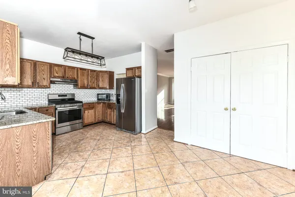 $3,000 | 6018 Callaway Court, Centreville, VA 20121