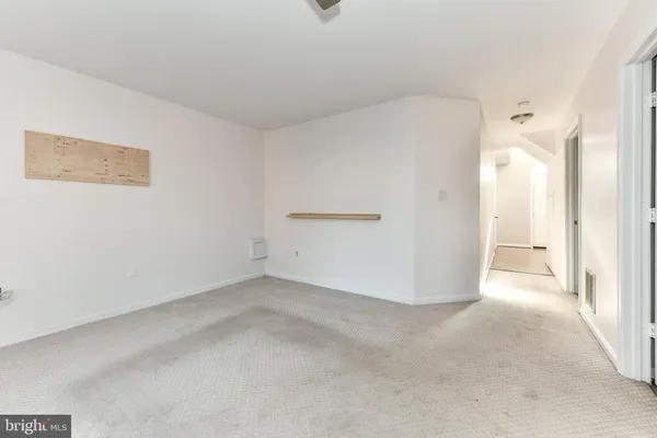 $3,000 | 6018 Callaway Court, Centreville, VA 20121