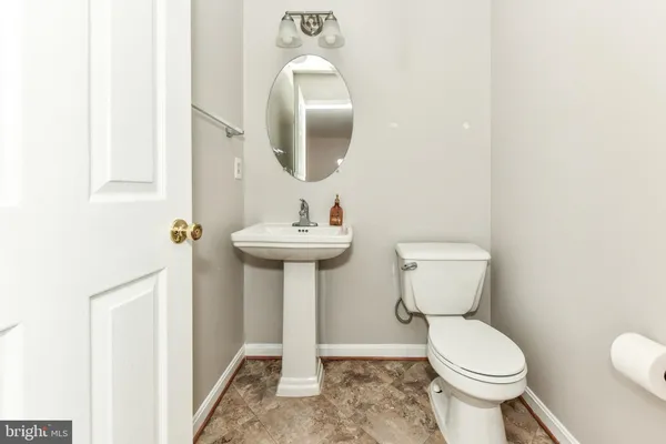 $3,000 | 6018 Callaway Court, Centreville, VA 20121