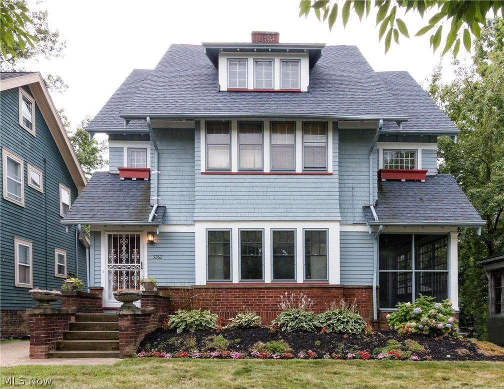 3262 Redwood Road Cleveland Heights, OH 44118 - Photo 1 of 23