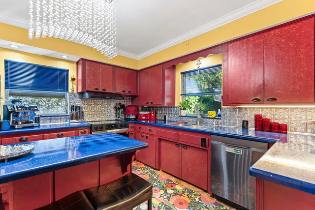 $749,000 | 1802 Lake Osborne Drive, Lake Worth Beach, FL 33461