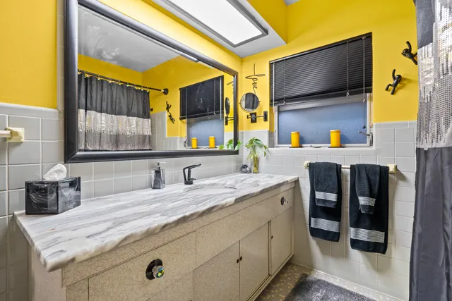 $749,000 | 1802 Lake Osborne Drive, Lake Worth Beach, FL 33461