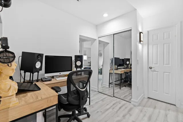 $749,000 | 1802 Lake Osborne Drive, Lake Worth Beach, FL 33461