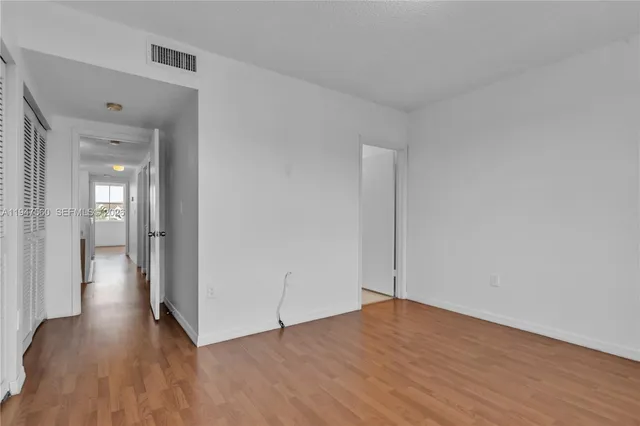 $2,950 | 9193 Fontainebleau Boulevard, Unit 209, Miami, FL 33172