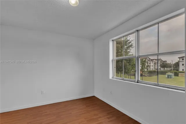 $2,950 | 9193 Fontainebleau Boulevard, Unit 209, Miami, FL 33172