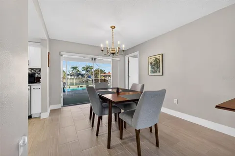 $975,000 | 3927 48th Avenue South, St. Petersburg, FL 33711