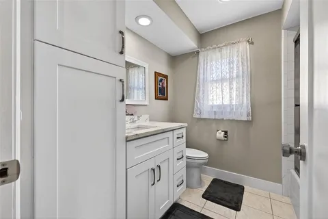 $975,000 | 3927 48th Avenue South, St. Petersburg, FL 33711