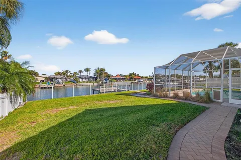 $975,000 | 3927 48th Avenue South, St. Petersburg, FL 33711