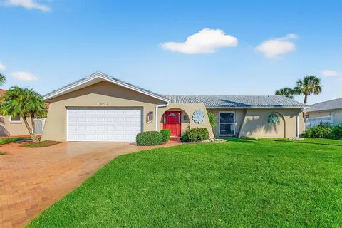 $975,000 | 3927 48th Avenue South, St. Petersburg, FL 33711