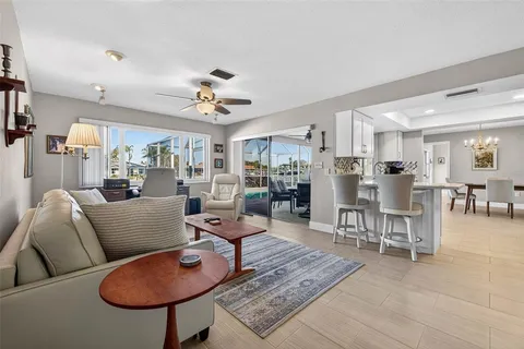 $975,000 | 3927 48th Avenue South, St. Petersburg, FL 33711