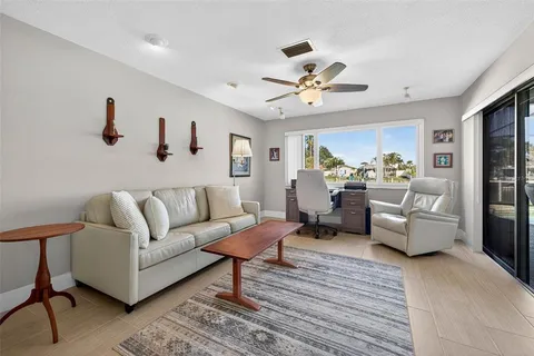 $975,000 | 3927 48th Avenue South, St. Petersburg, FL 33711