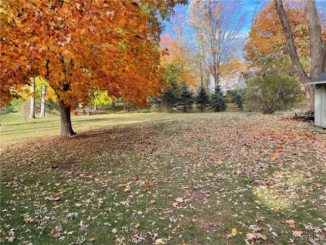 $299,900 | 2141 Billington Road, Elma, NY 14052