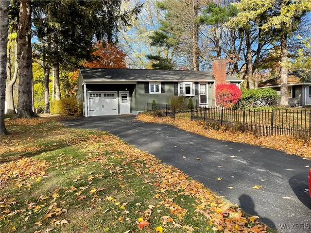 $299,900 | 2141 Billington Road, Elma, NY 14052