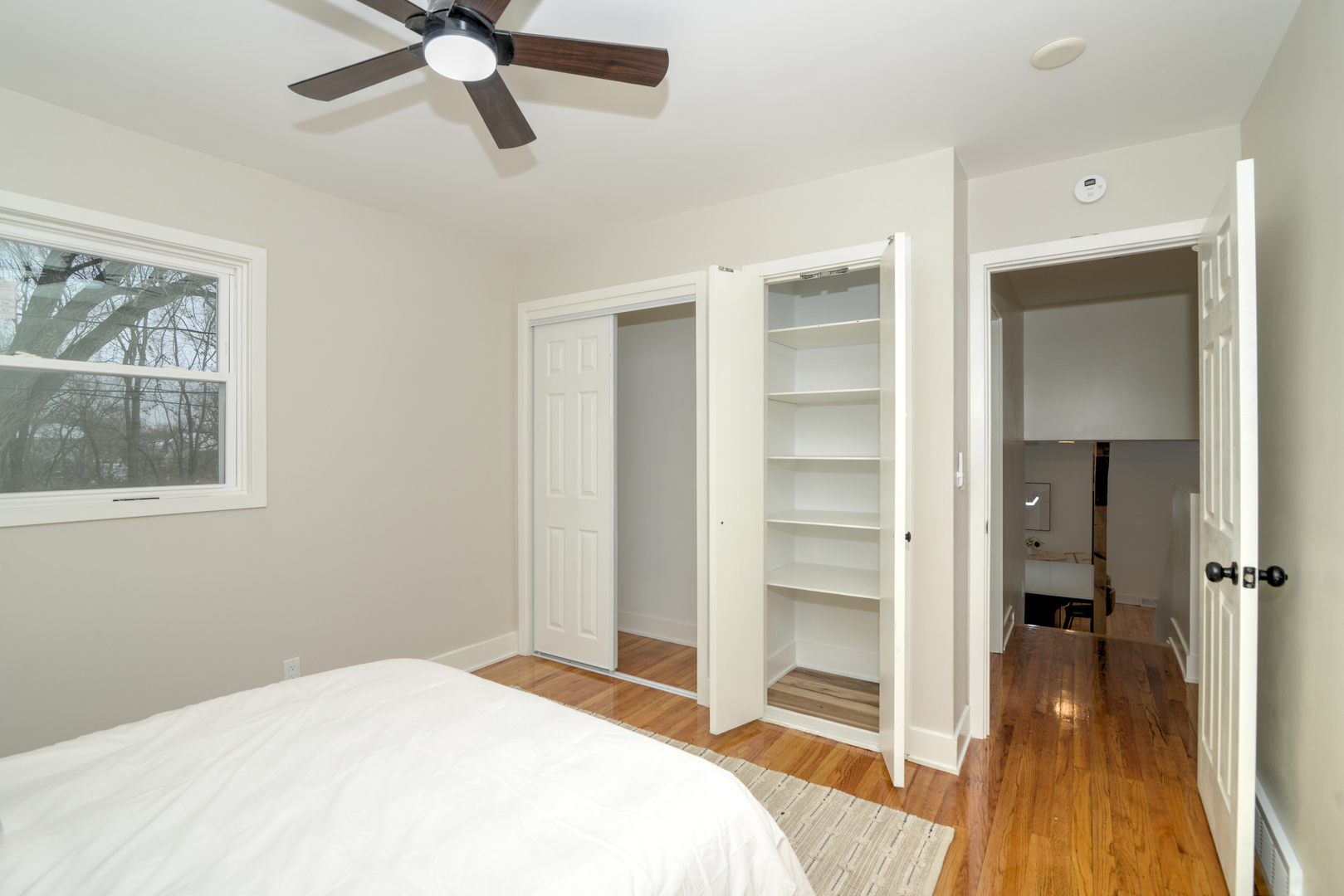 4818 Strong Road Crystal Lake, IL 60014 - Photo 11 of 31 a bedroom with a bed and a window