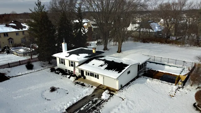 $399,000 | 4818 Strong Road, Crystal Lake, IL 60014