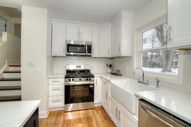 $399,000 | 4818 Strong Road, Crystal Lake, IL 60014