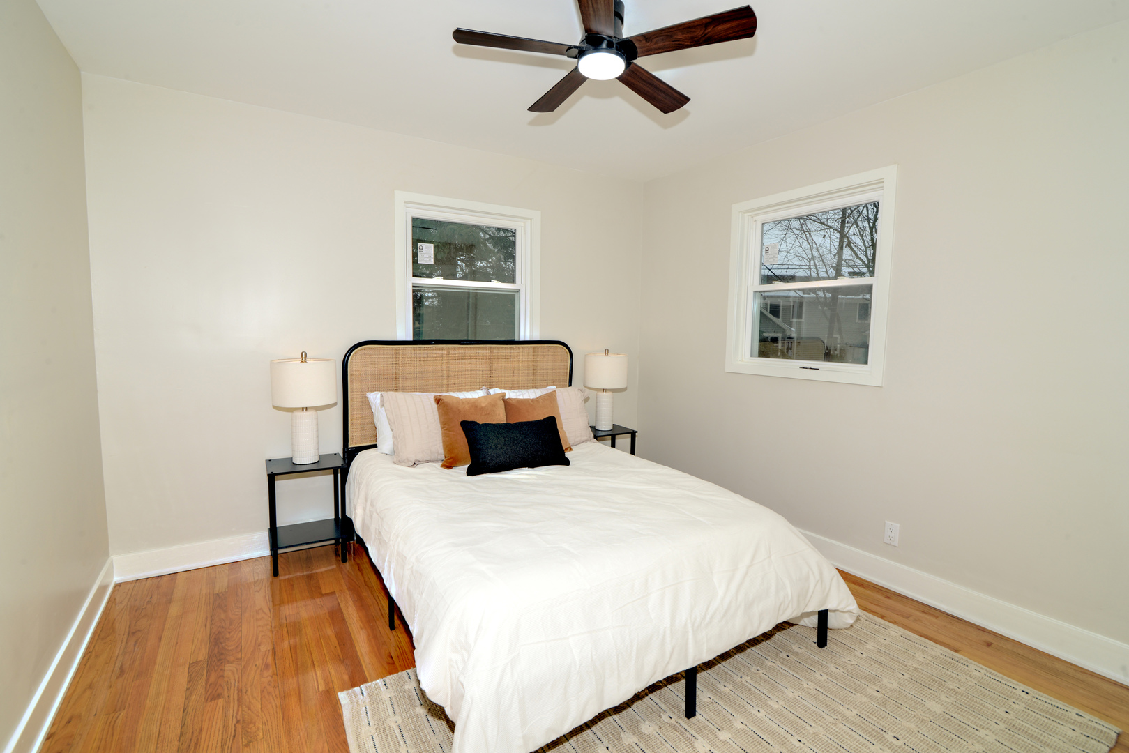4818 Strong Road Crystal Lake, IL 60014 - Photo 10 of 31 a bedroom with a bed and wooden floor