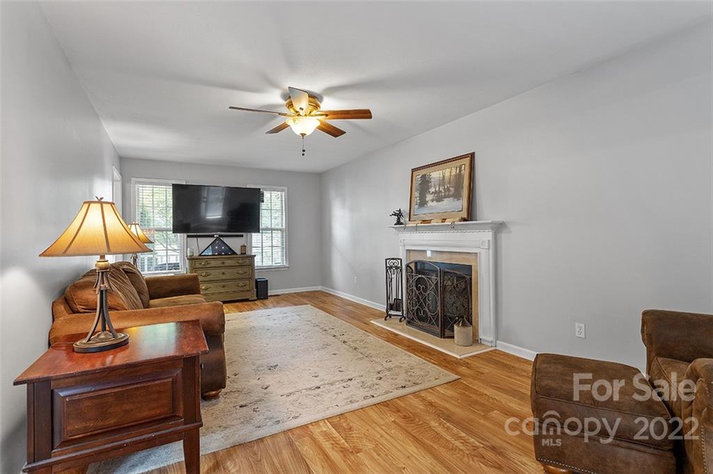 6301 Silver Spring Court Willow Spring, NC 27592 - Photo 11 of 40 Gallery Image 11