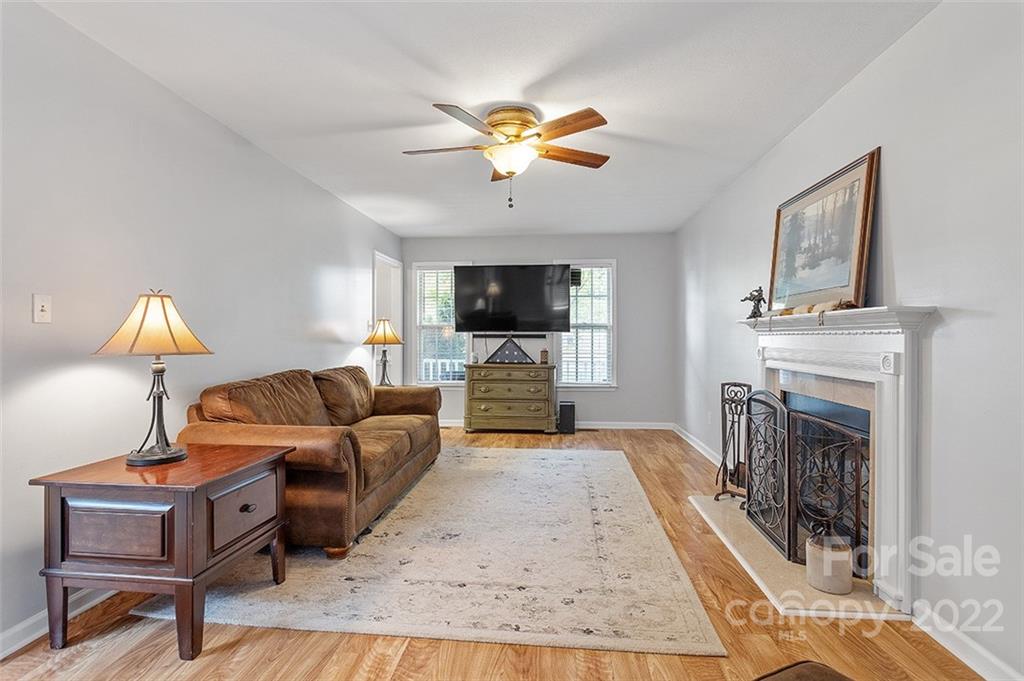 6301 Silver Spring Court Willow Spring, NC 27592 - Photo 10 of 40 Gallery Image 10