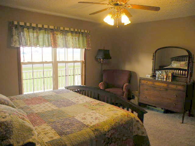 6123 South Byron Road Durand, MI 48429 - Photo 8 of 34 31367174-7.JPG