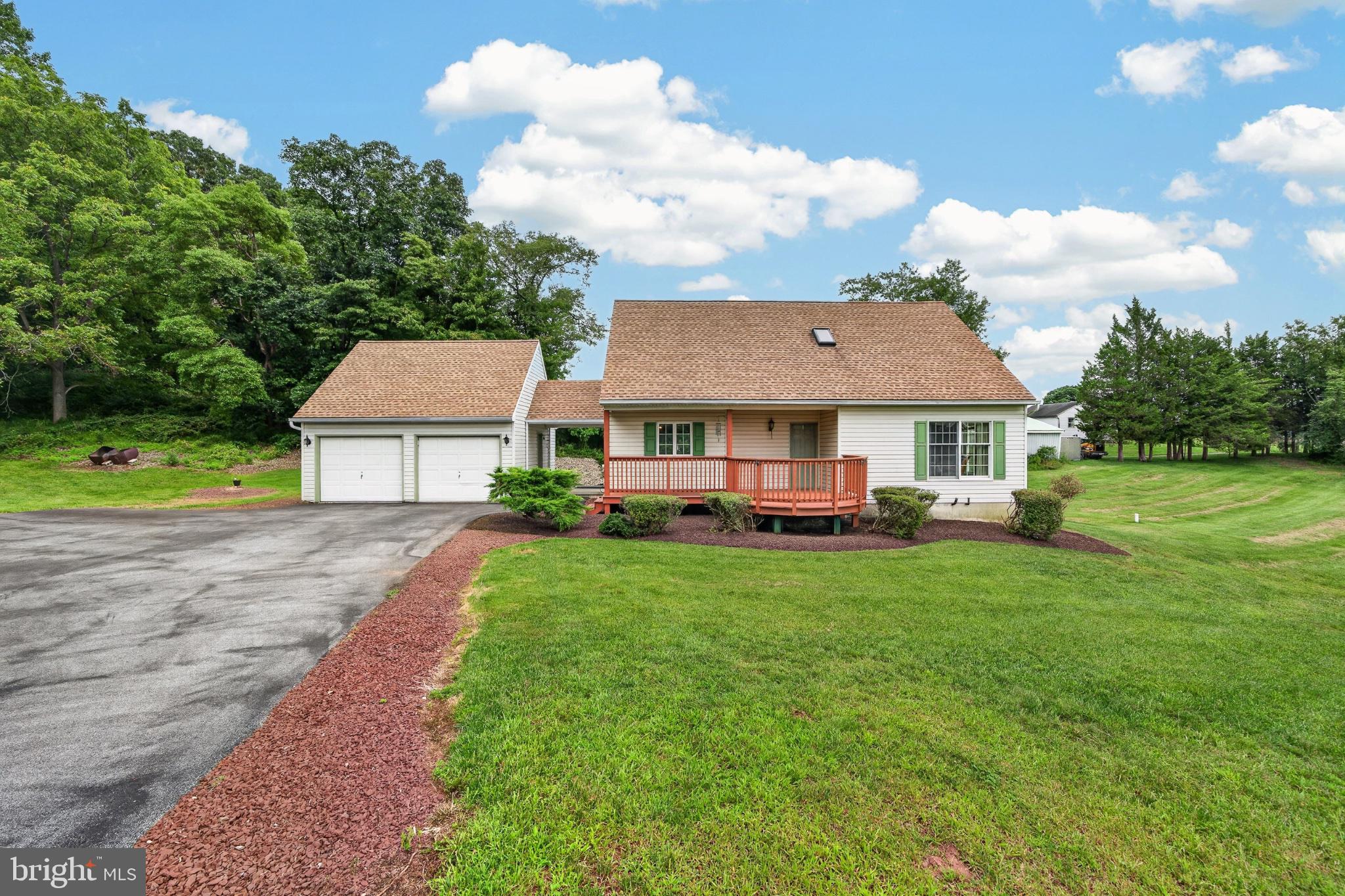 5039 Valley View Road Mohnton, PA 19540 - Photo 2 of 70 5039 Valley View Rd Mohnton