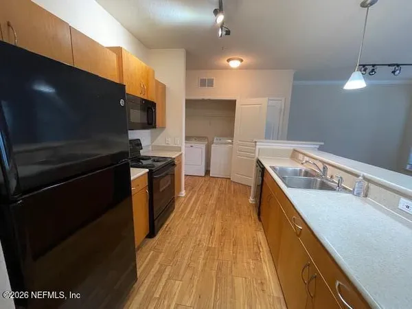 $1,170 | 8290 Gate Parkway West, Unit 211, Jacksonville, FL 32216
