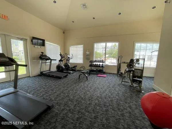 $1,170 | 8290 Gate Parkway West, Unit 211, Jacksonville, FL 32216