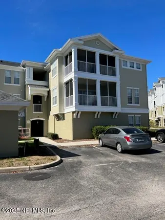 $1,170 | 8290 Gate Parkway West, Unit 211, Jacksonville, FL 32216