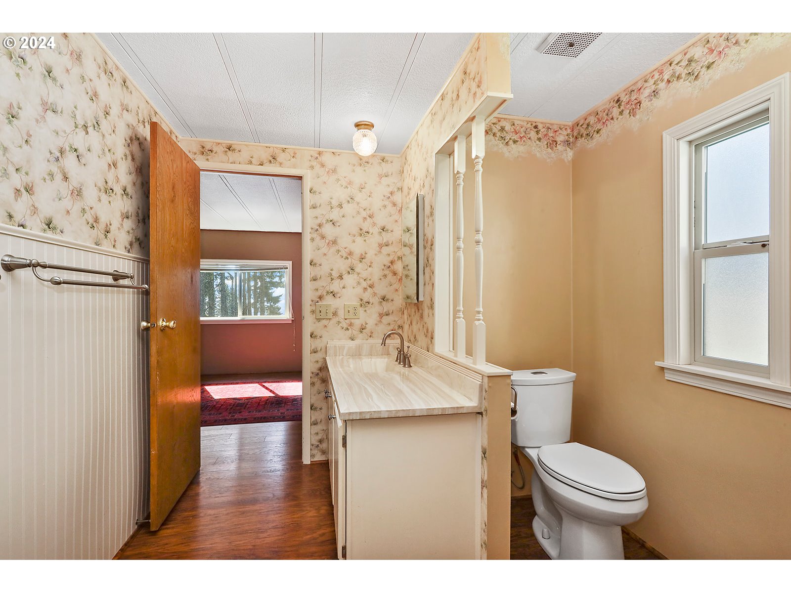 42 George Road Underwood, WA 98651 - Photo 20 of 45 a bathroom with a sink toilet and shower