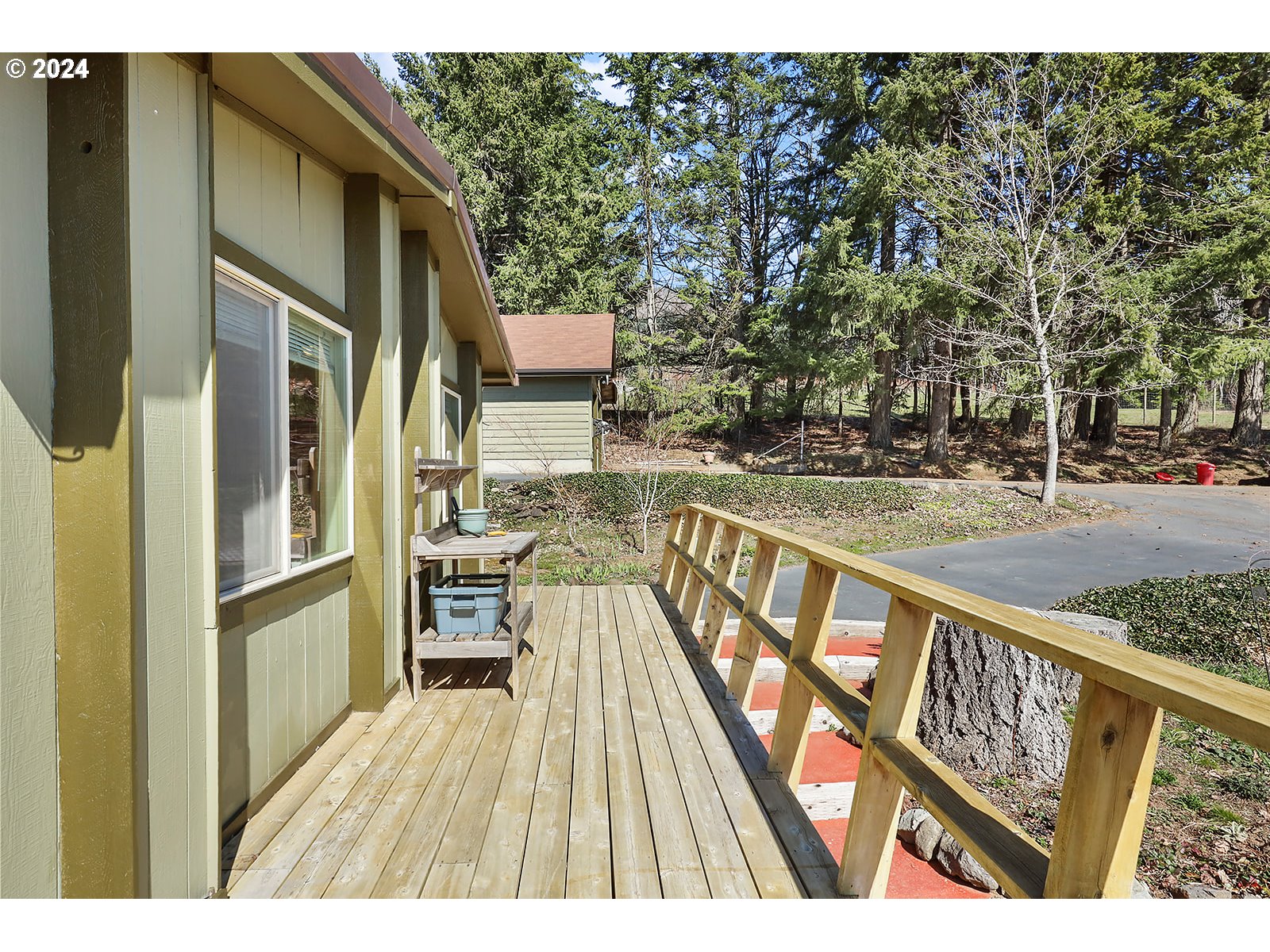 42 George Road Underwood, WA 98651 - Photo 29 of 45 a balcony with wooden floor