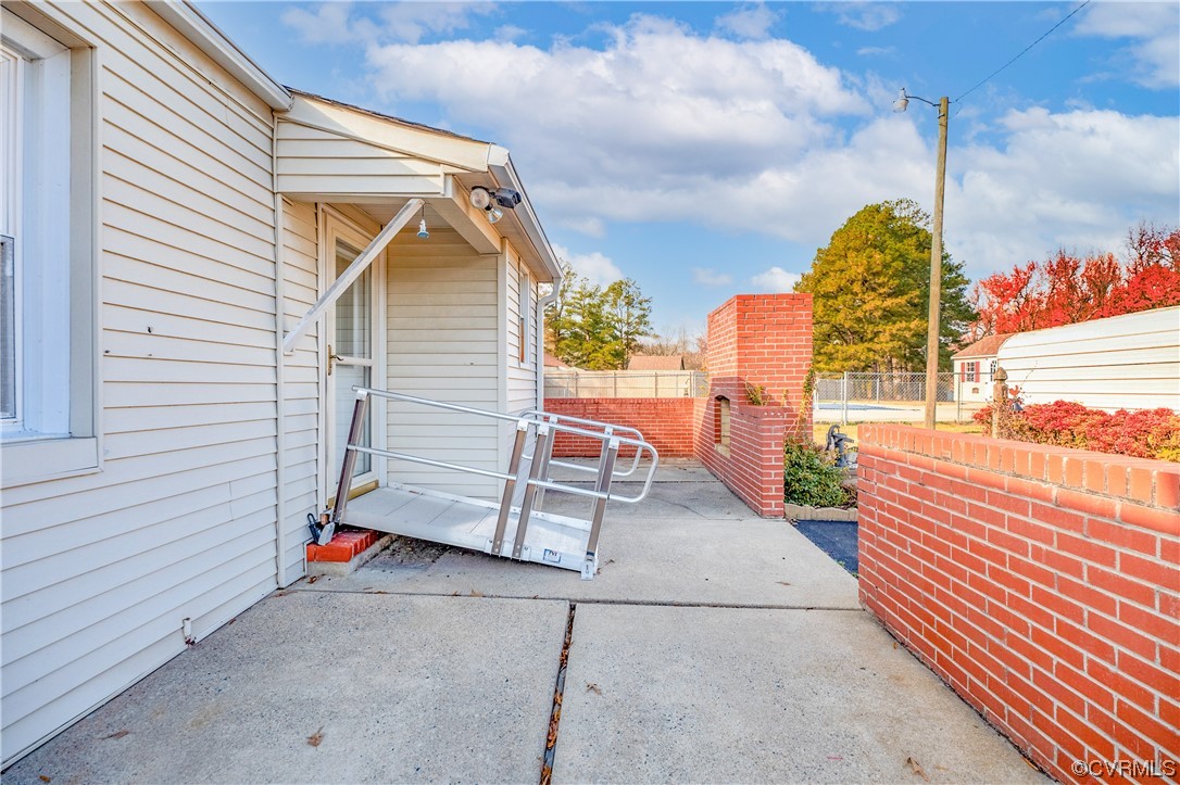 25014 Ferndale Road Petersburg, VA 23803 - Photo 28 of 39 Gallery Image 28