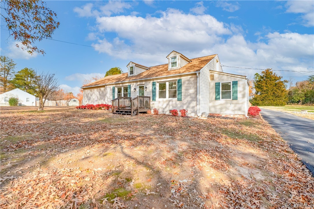 25014 Ferndale Road Petersburg, VA 23803 - Photo 3 of 39 Gallery Image 3