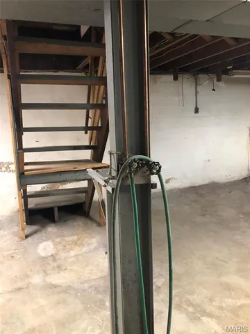 $260,000 | 2503 Louis Avenue, Brentwood, MO 63144