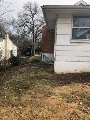 $260,000 | 2503 Louis Avenue, Brentwood, MO 63144