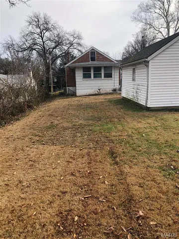 $260,000 | 2503 Louis Avenue, Brentwood, MO 63144