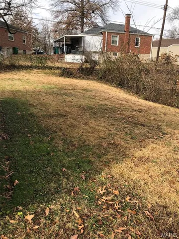 $260,000 | 2503 Louis Avenue, Brentwood, MO 63144