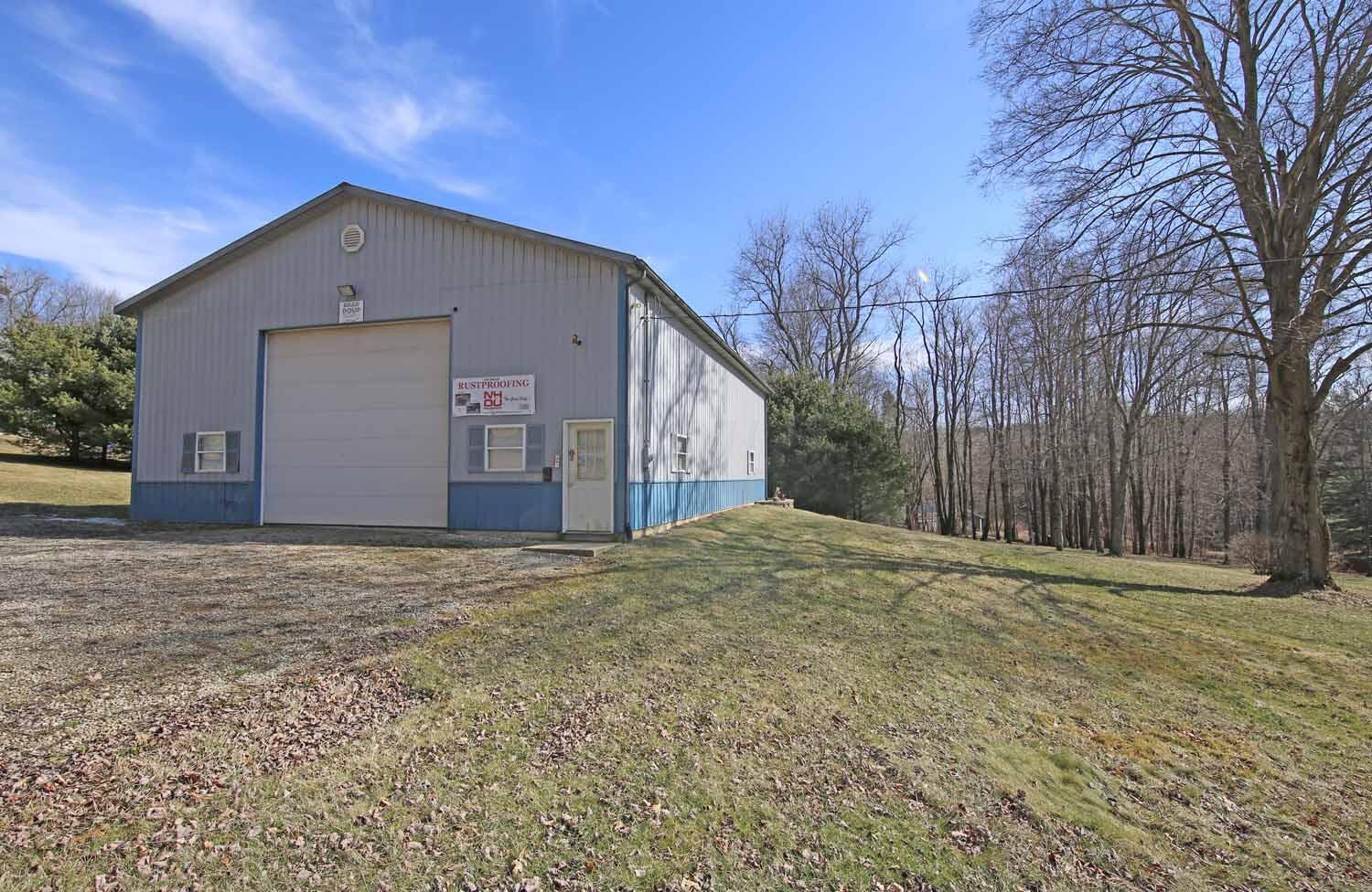 14608 Wooster Road Mount Vernon, OH 43050 - Photo 5 of 29 1M4A2708