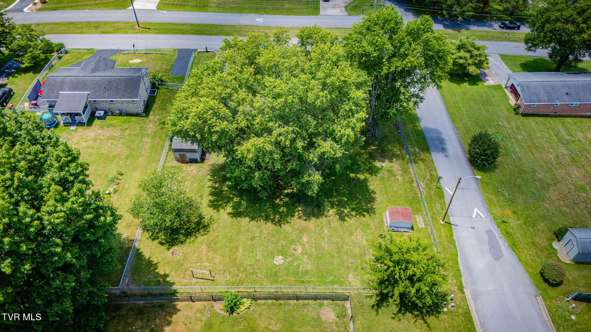 4128 Ranch Road Johnson City, TN 37601 - Photo 32 of 32 103 (5)