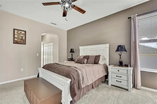 a bathroom with a toilet