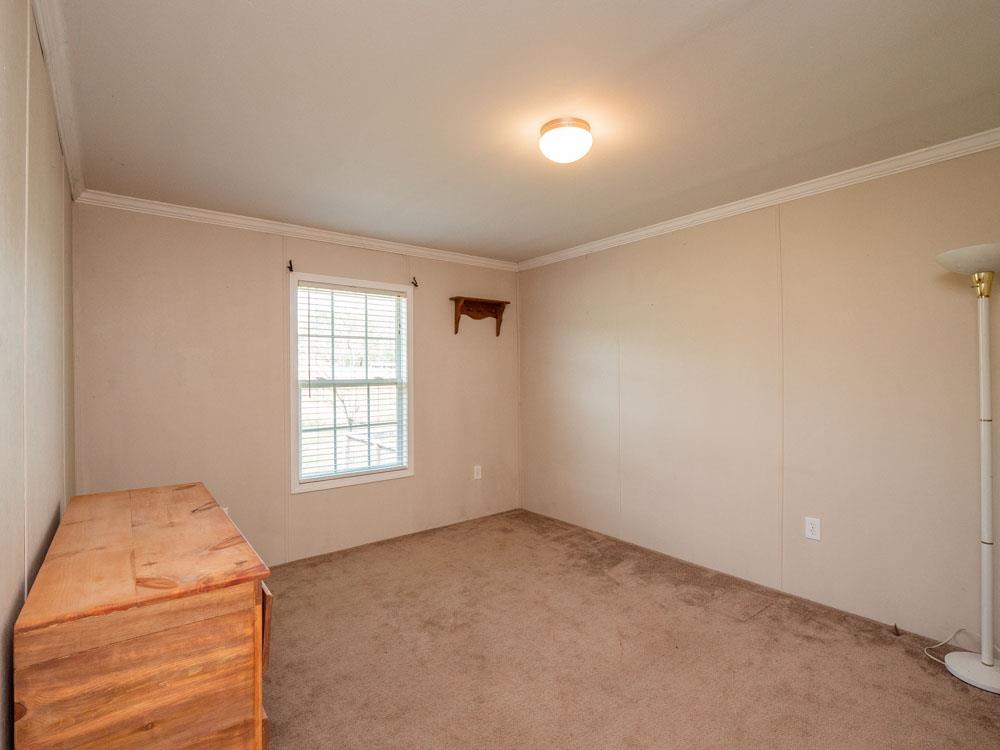 3676 Armstrong Road Springfield, TN 37172 - Photo 13 of 21 an empty room with windows