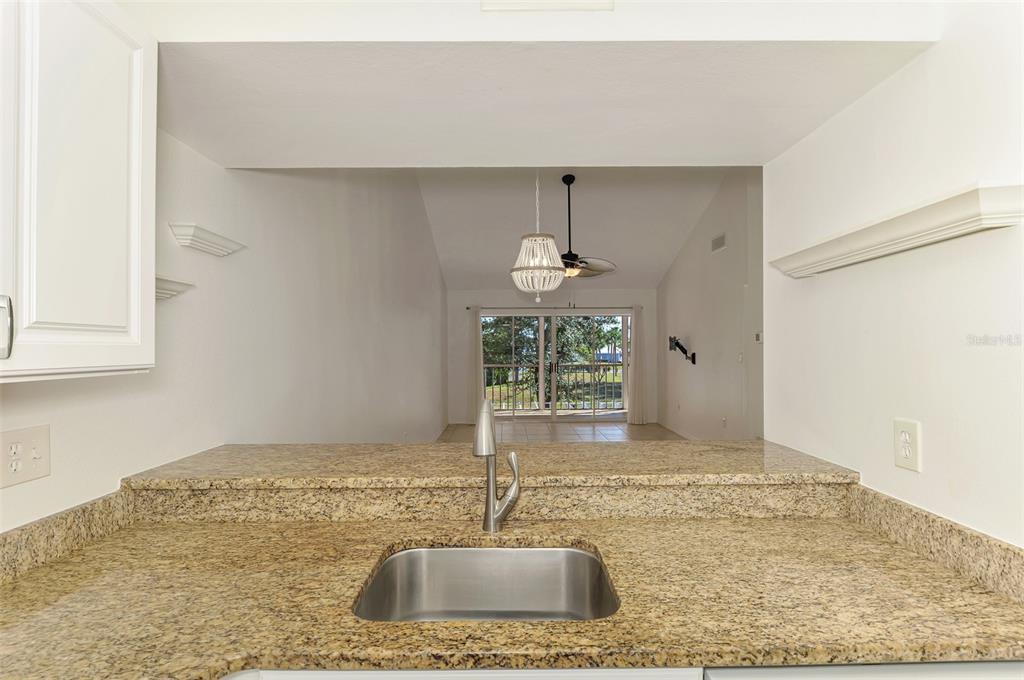 458 Cerromar Road, Unit 484 Venice, FL 34293 - Photo 7 of 38