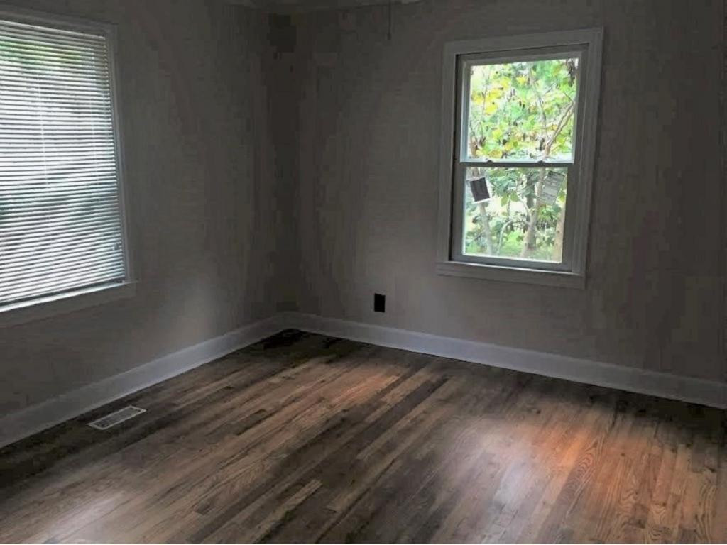 3268 Alamance Road Burlington, NC 27215 - Photo 5 of 11 Gallery Image 5
