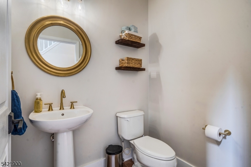 1833 Gary Road Greenwich, NJ 08886 - Photo 10 of 25