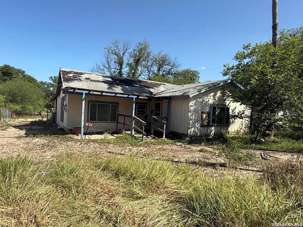 900 La Vacas Street Del Rio, TX 78840 - Photo 3 of 7