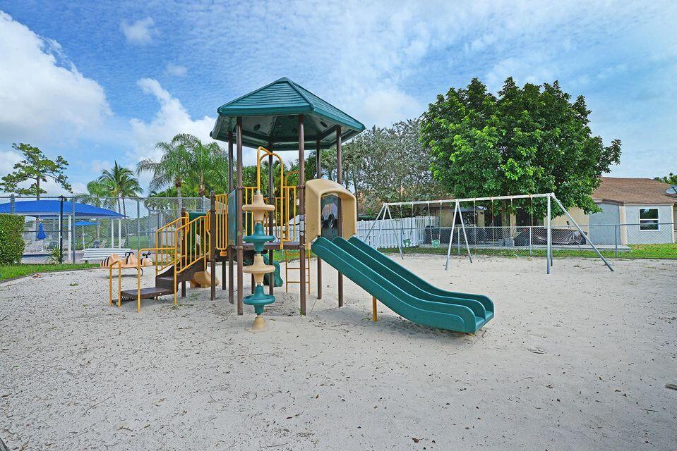 9813 Orange Park Trail Boca Raton, FL 33428 - Photo 44 of 60 20200612135803042039000000-o