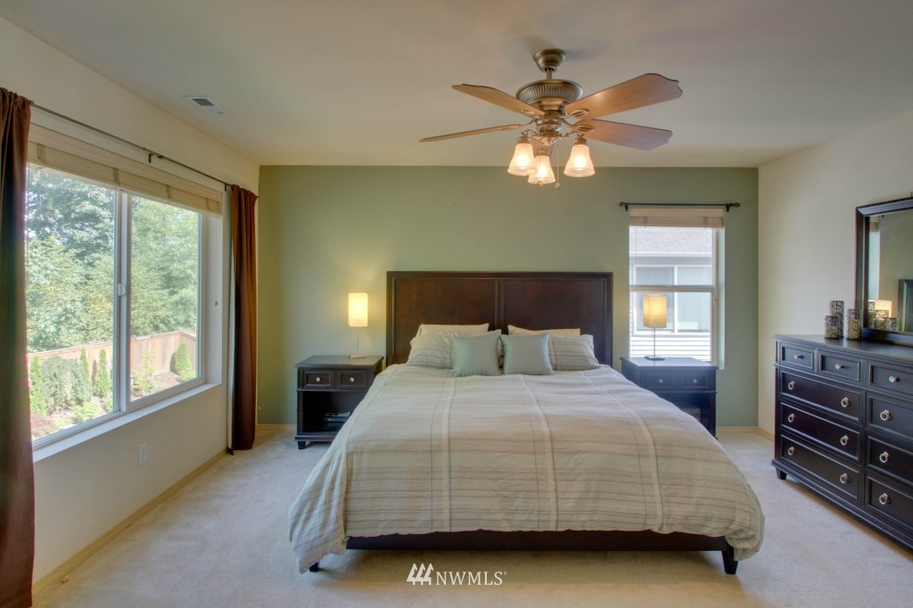 18135 168th Way Southeast Renton, WA 98058 - Photo 13 of 25 Gallery Image 13
