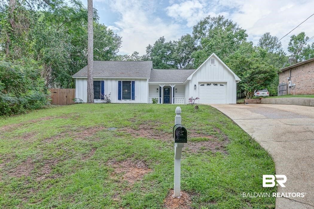 105 Montclair Loop Daphne, AL 36526 - Photo 3 of 30