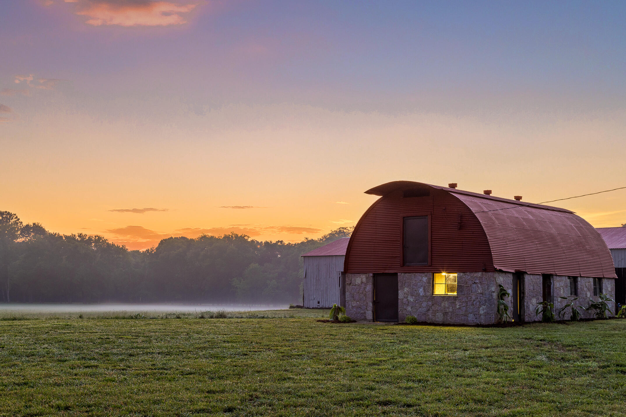 3035 Highway 341 Chickamauga, GA 30707 - Photo 9 of 47 Historic Dairy Barn at Dusk